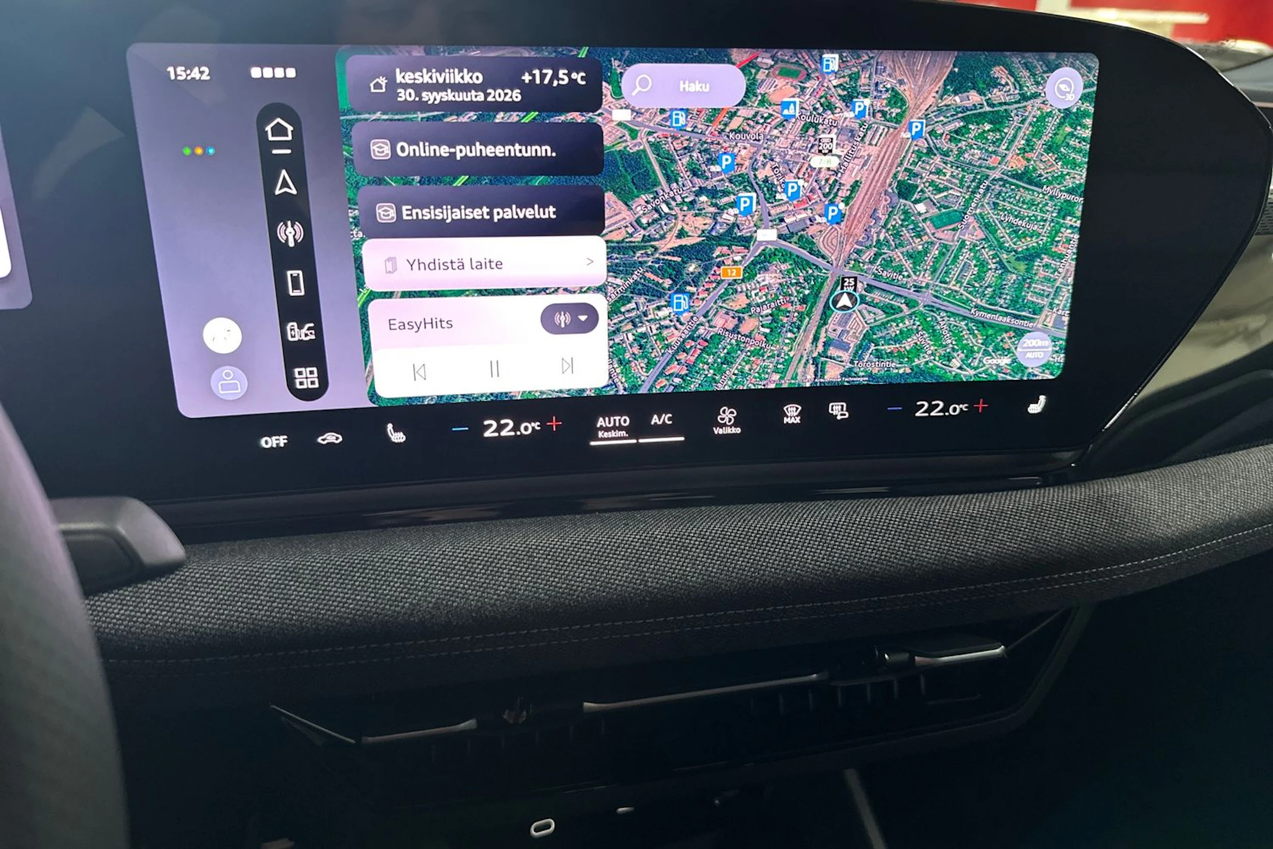 met. harmaa Audi A6 e-tron 2026 kuva 16.
