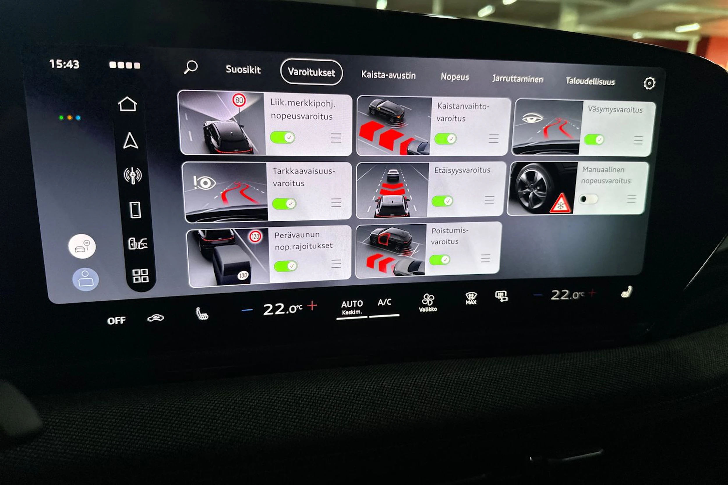 met. harmaa Audi A6 e-tron 2026 kuva 21.