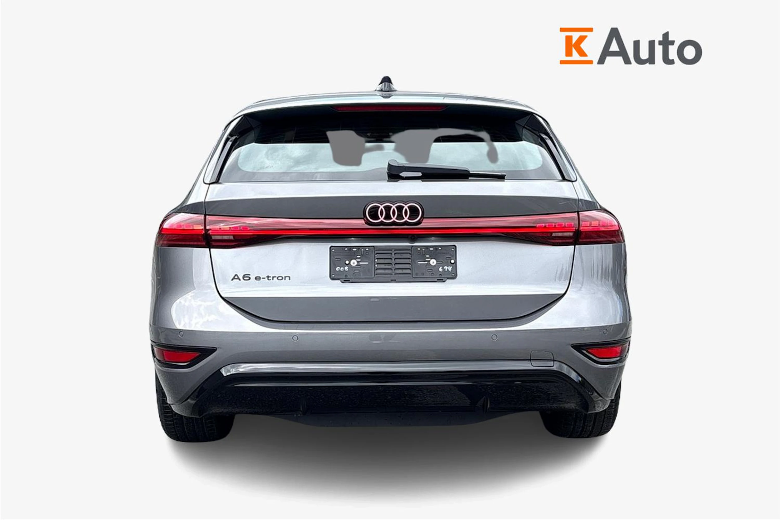 harmaa Audi A6 e-tron 2026 kuva 3.