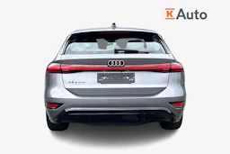 harmaa Audi A6 e-tron 2026 kuva 3.