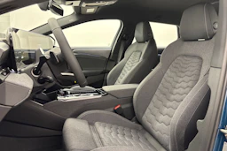 met. sininen Audi A6 e-tron 2026 kuva 11.