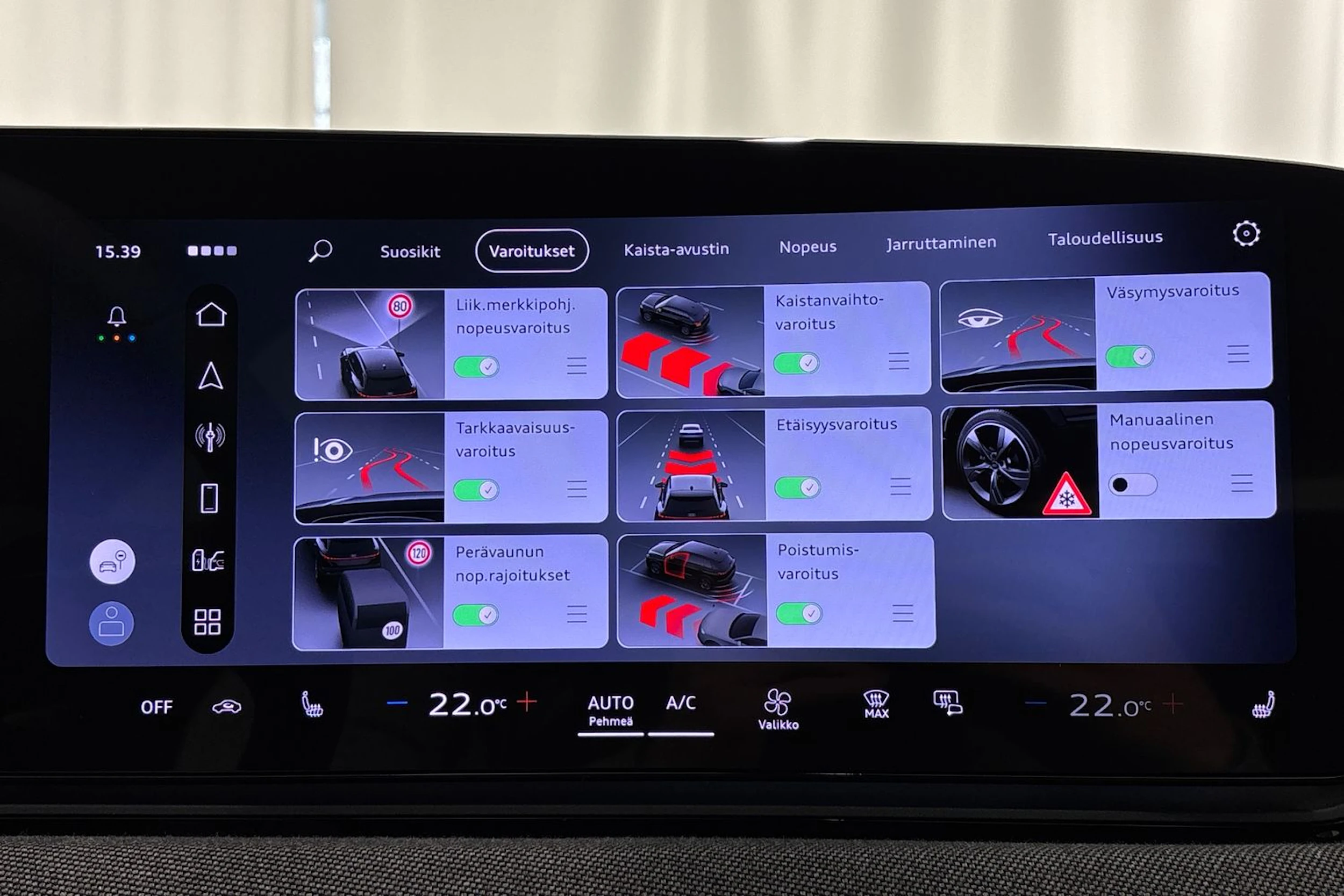 met. sininen Audi A6 e-tron 2026 kuva 21.