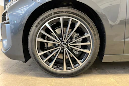 daytonan harmaa Audi A6 e-tron 2026 kuva 10.