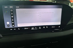met. harmaa Audi A6 e-tron 2026 kuva 21.