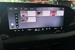 met. harmaa Audi A6 e-tron 2026 kuva 25.