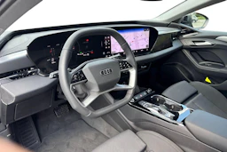 harmaa Audi A6 e-tron 2026 kuva 6.