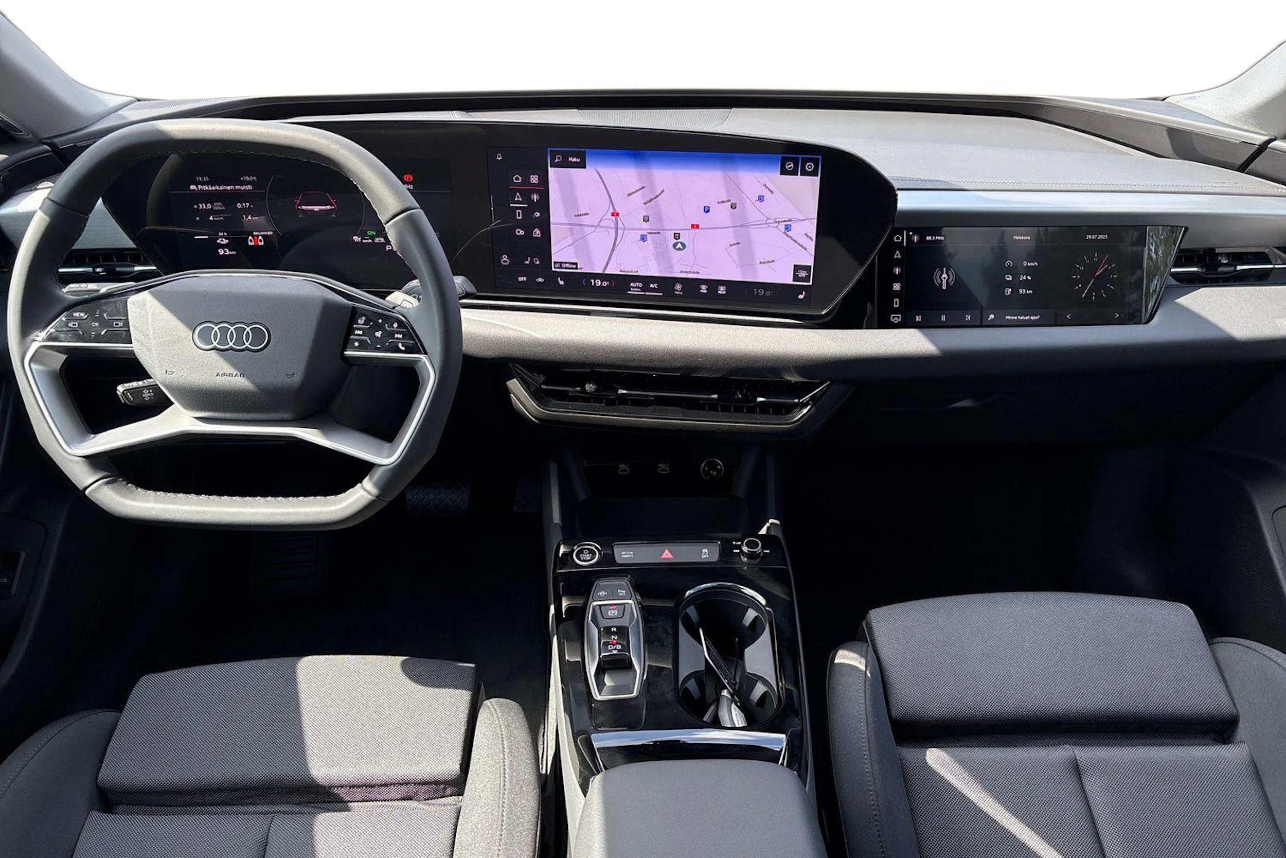 harmaa Audi A6 e-tron 2026 kuva 7.
