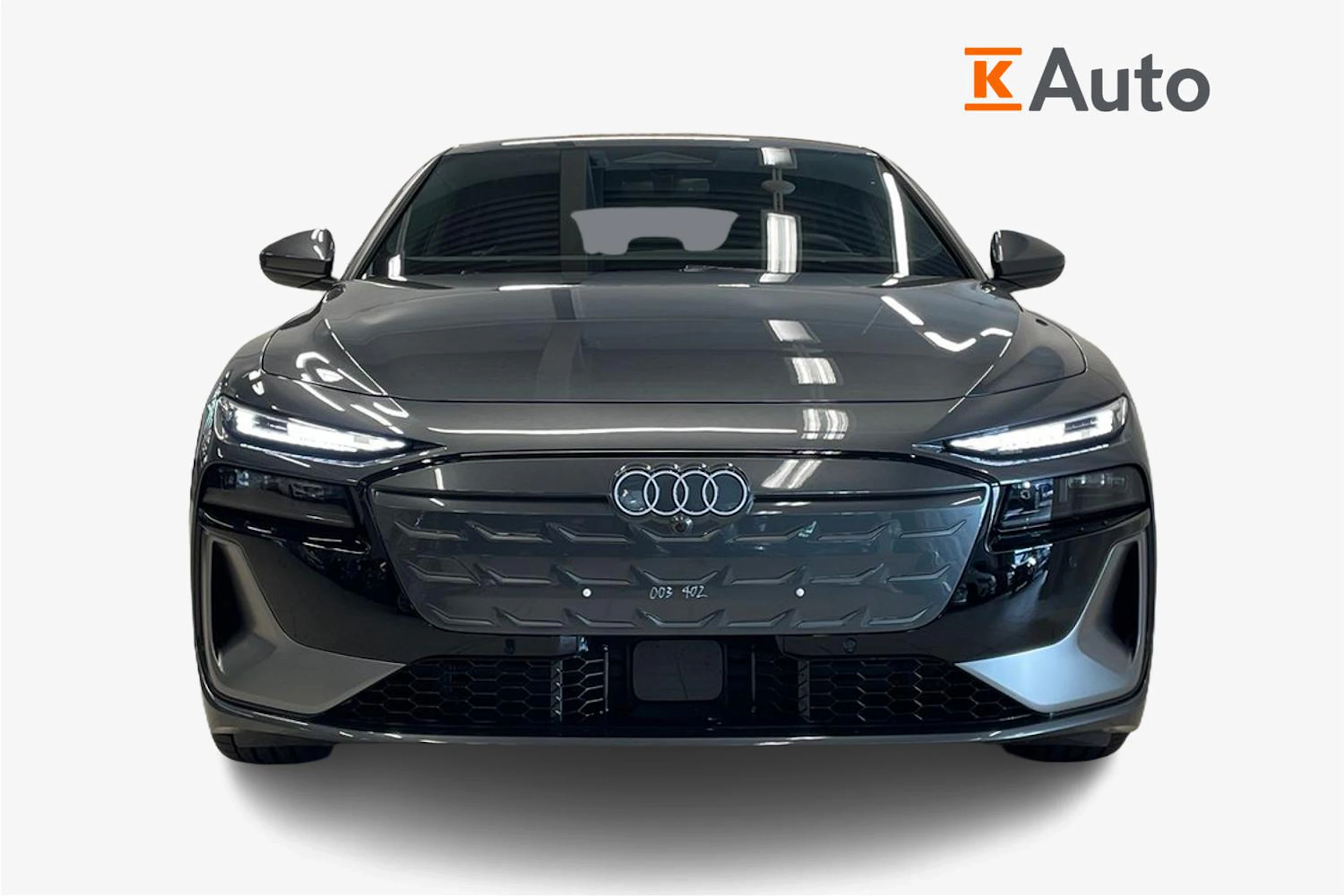 harmaa Audi A6 e-tron 2026 kuva 4.