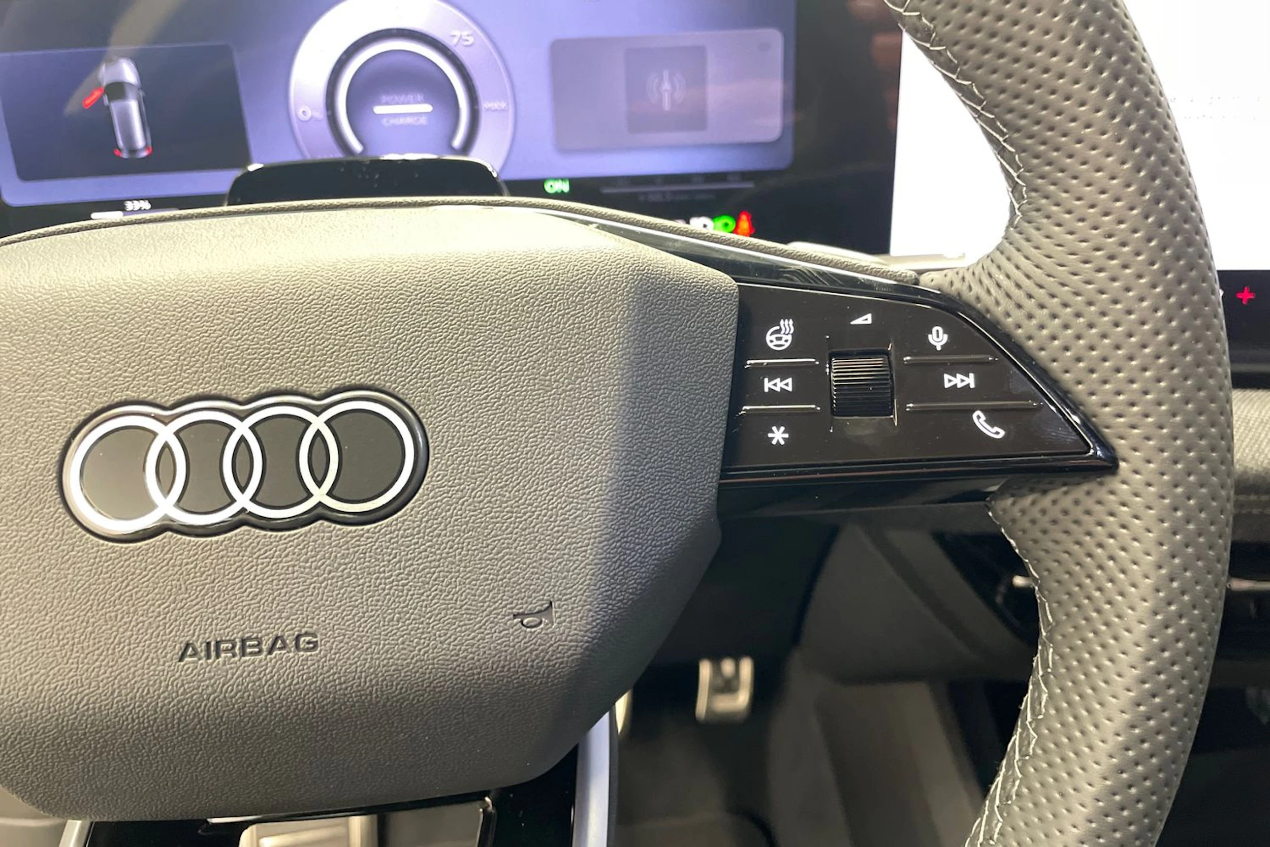 harmaa Audi A6 e-tron 2026 kuva 12.