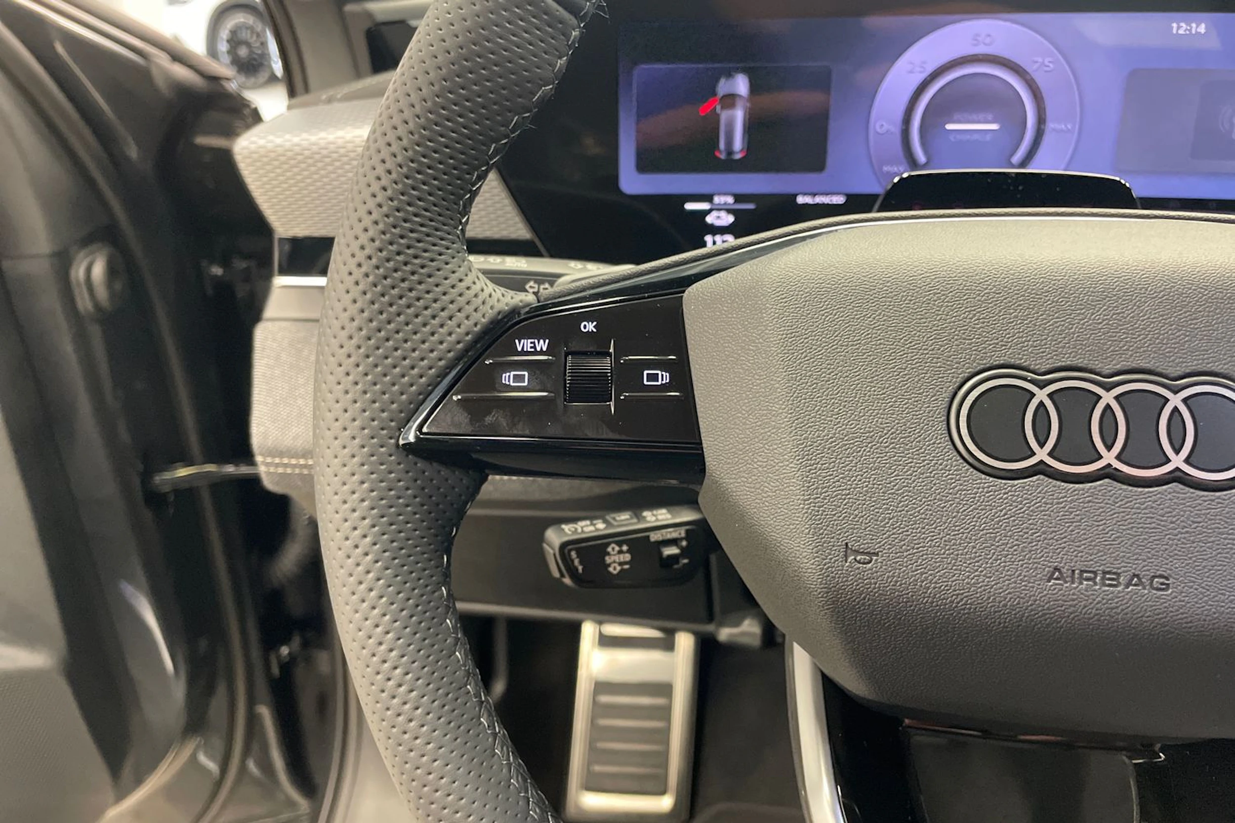 harmaa Audi A6 e-tron 2026 kuva 13.