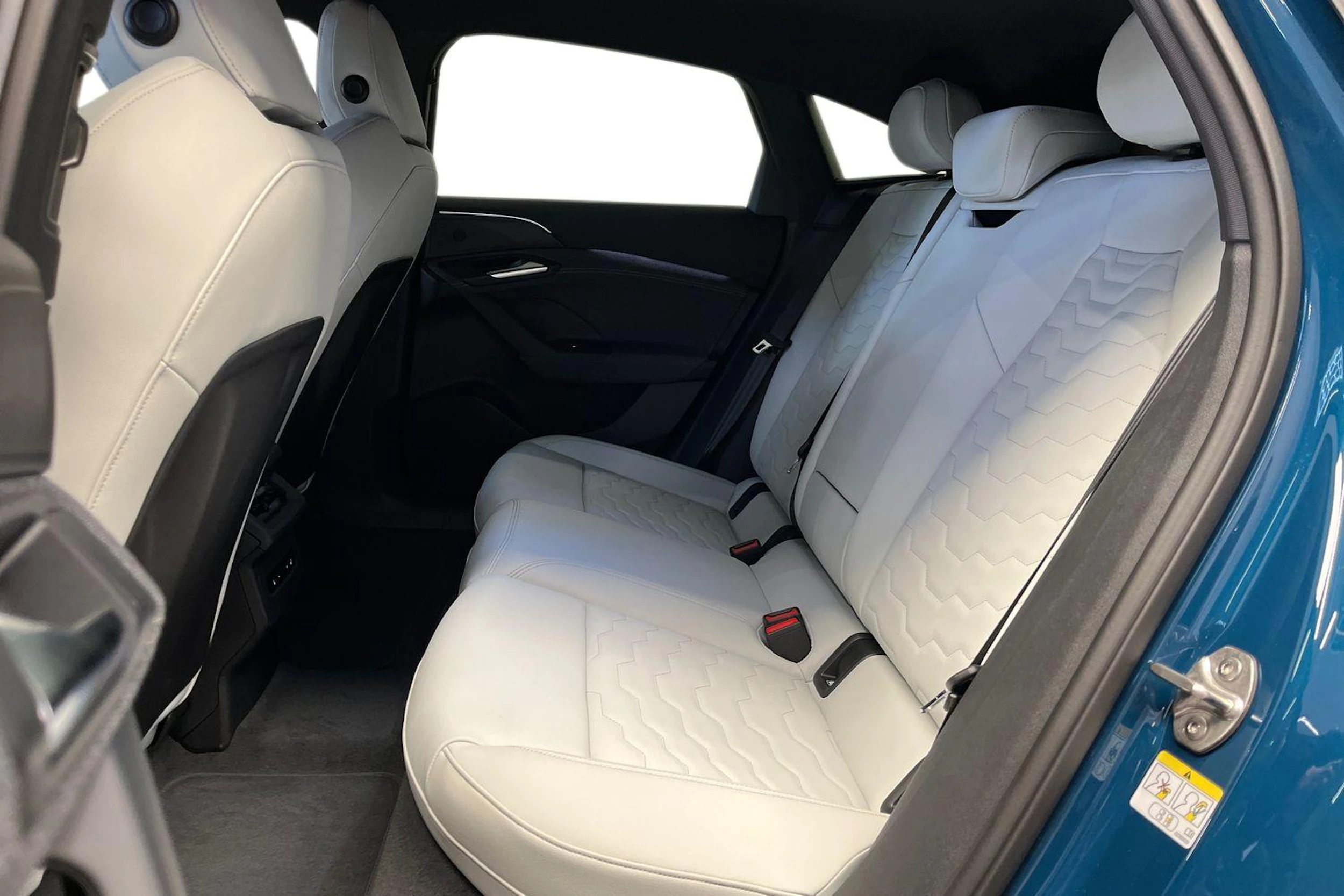 malpelo sininen Audi A6 e-tron 2026 kuva 8.