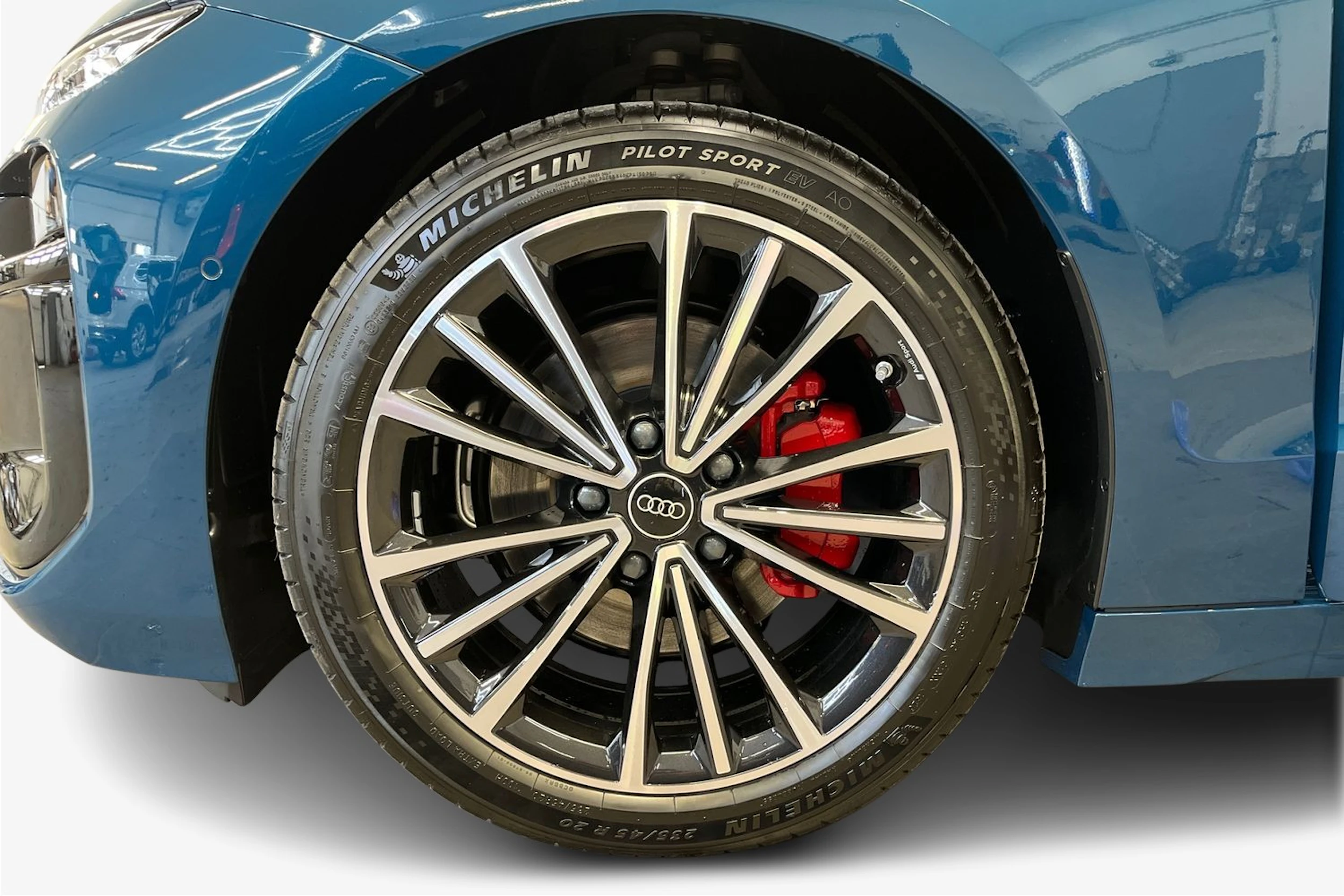 malpelo sininen Audi A6 e-tron 2026 kuva 9.