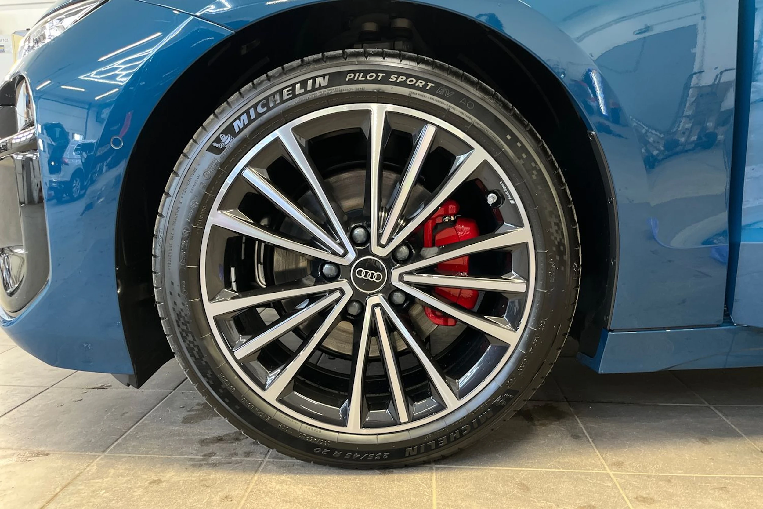 malpelo sininen Audi A6 e-tron 2026 kuva 10.
