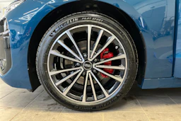 malpelo sininen Audi A6 e-tron 2026 kuva 10.