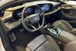 valkoinen Audi A6 e-tron 2026 kuva 6.