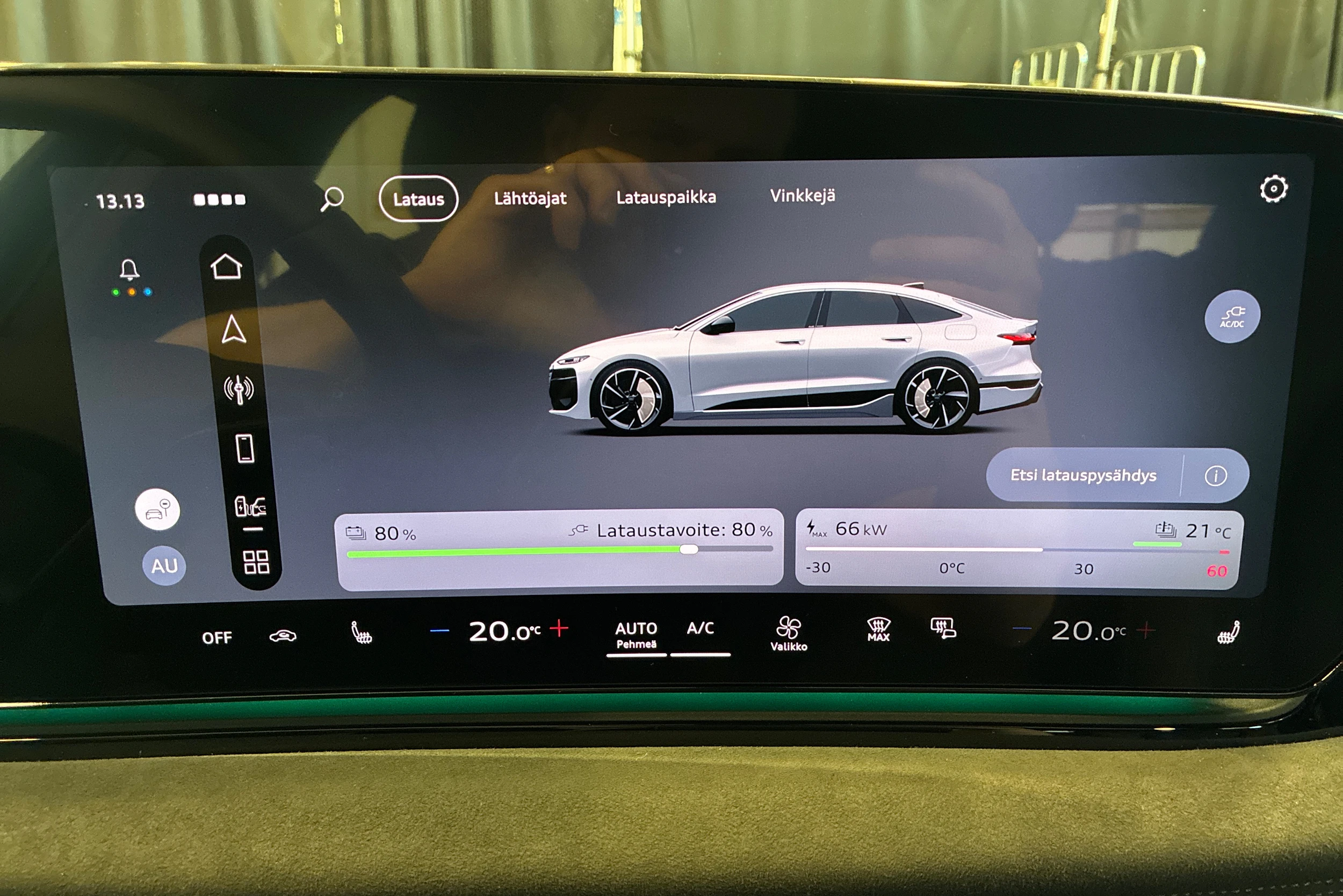 valkoinen Audi A6 e-tron 2026 kuva 13.