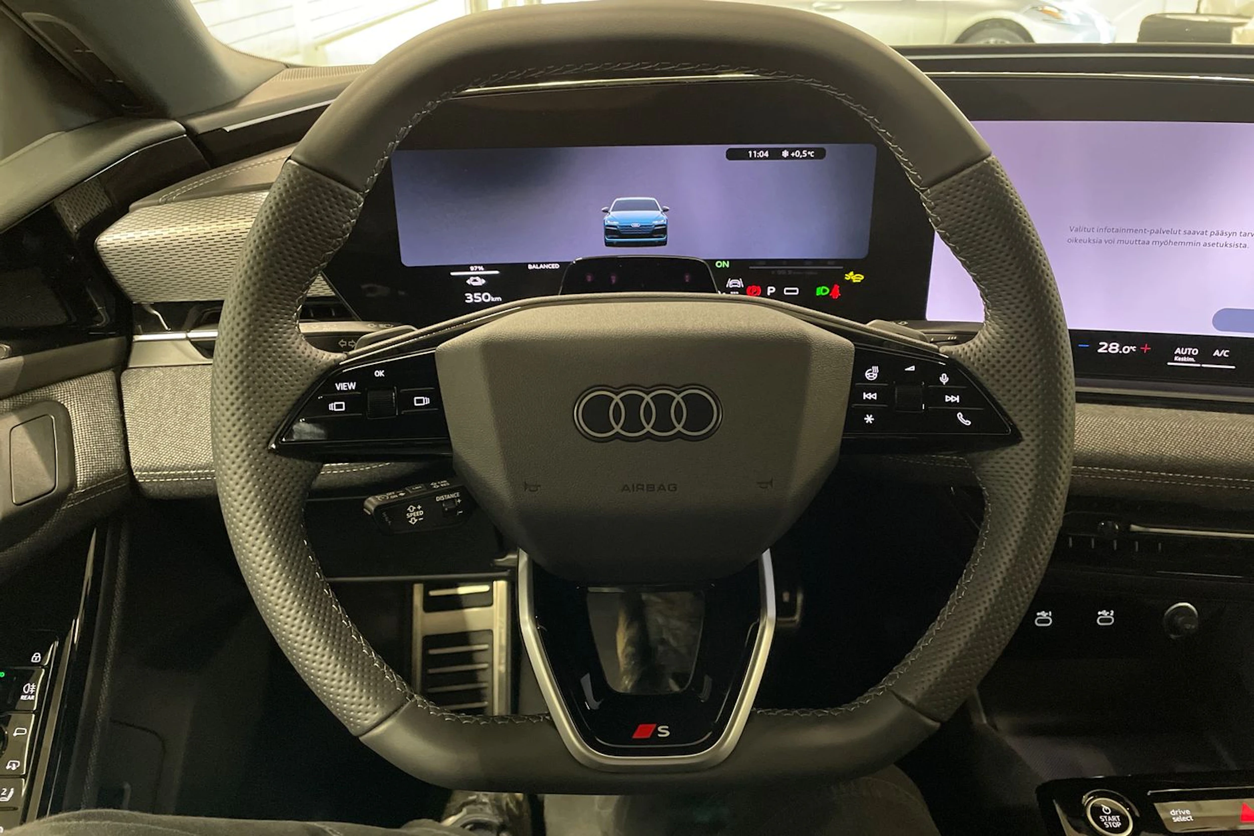 sininen Audi A6 e-tron 2026 kuva 11.