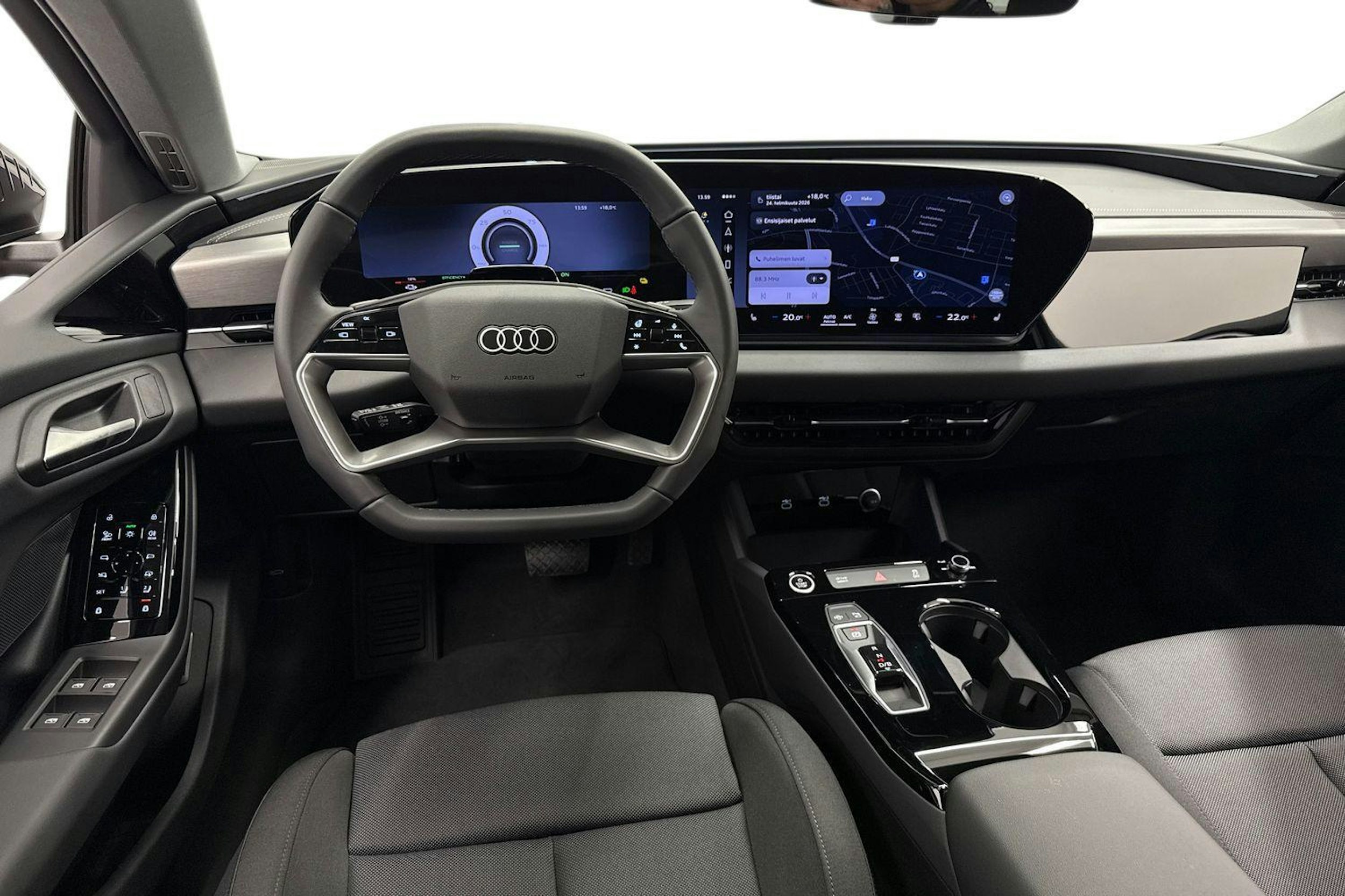 met. musta Audi A6 e-tron 2026 kuva 7.