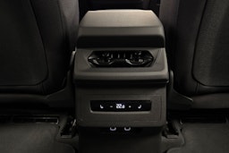 met. musta Audi A6 e-tron 2026 kuva 12.