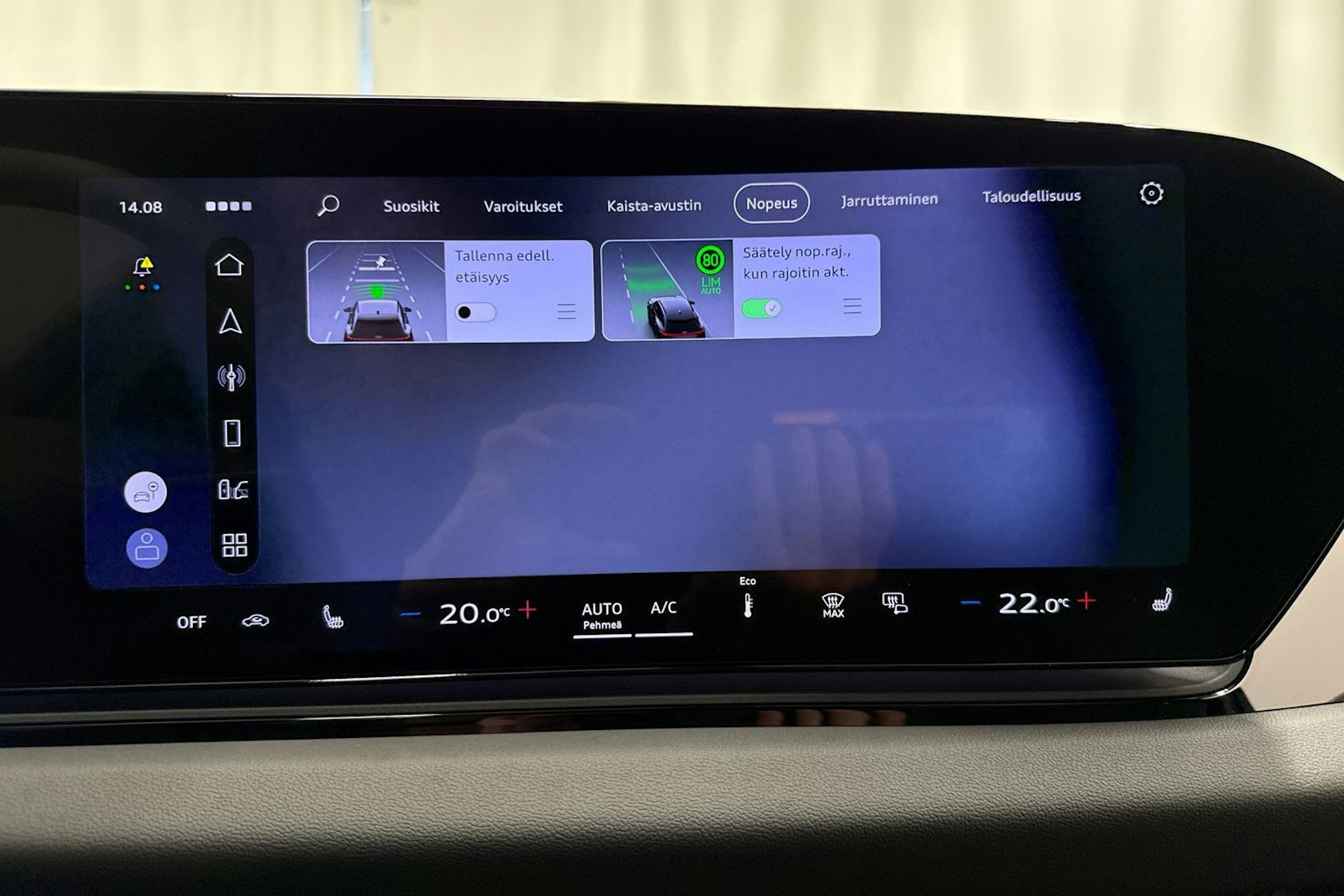 met. musta Audi A6 e-tron 2026 kuva 27.