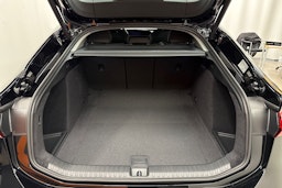 met. musta Audi A6 e-tron 2026 kuva 34.