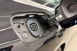 met. musta Audi A6 e-tron 2026 kuva 38.