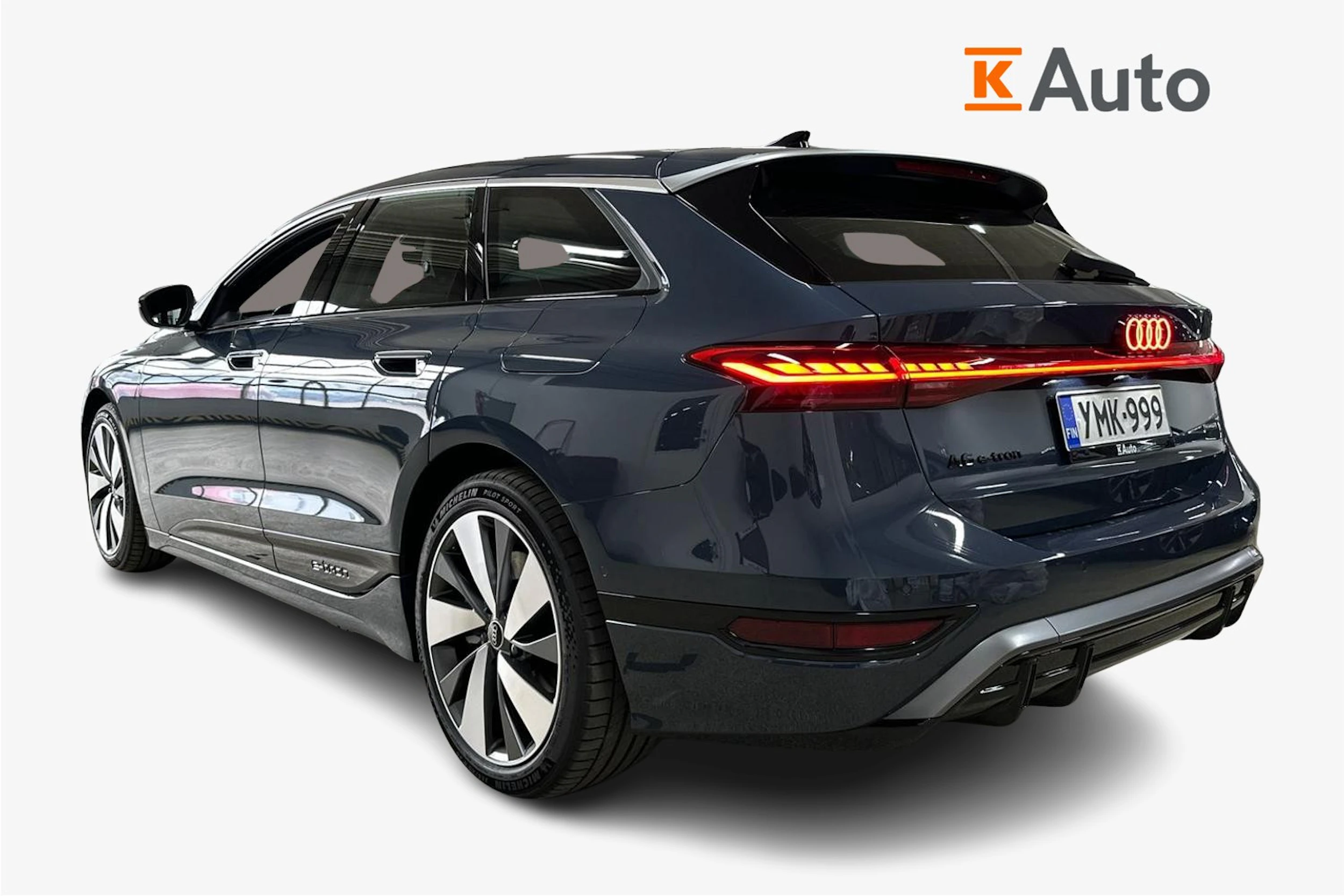met. sininen Audi A6 e-tron 2026 kuva 2.