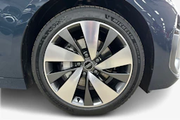 met. sininen Audi A6 e-tron 2026 kuva 9.