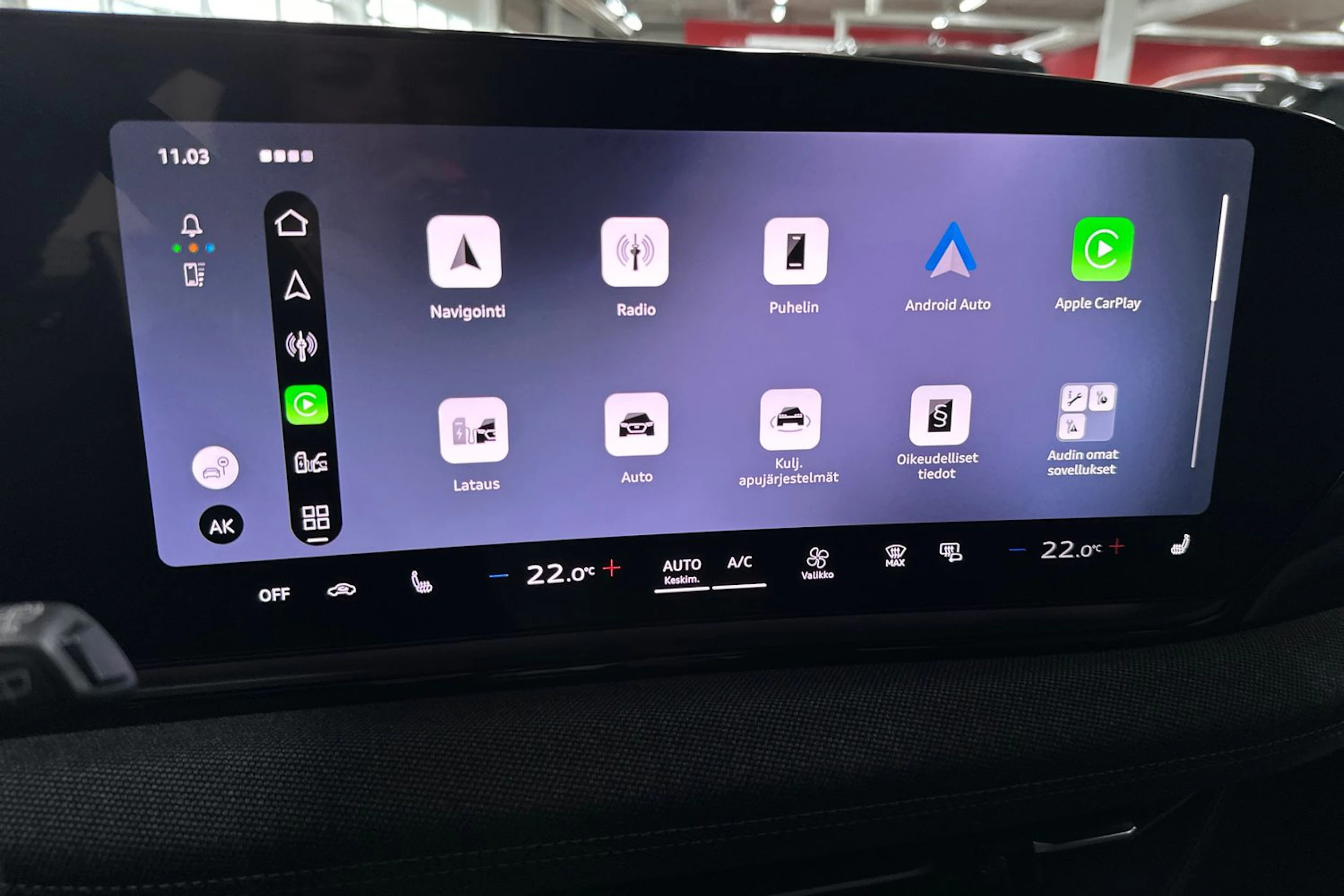 met. sininen Audi A6 e-tron 2026 kuva 25.