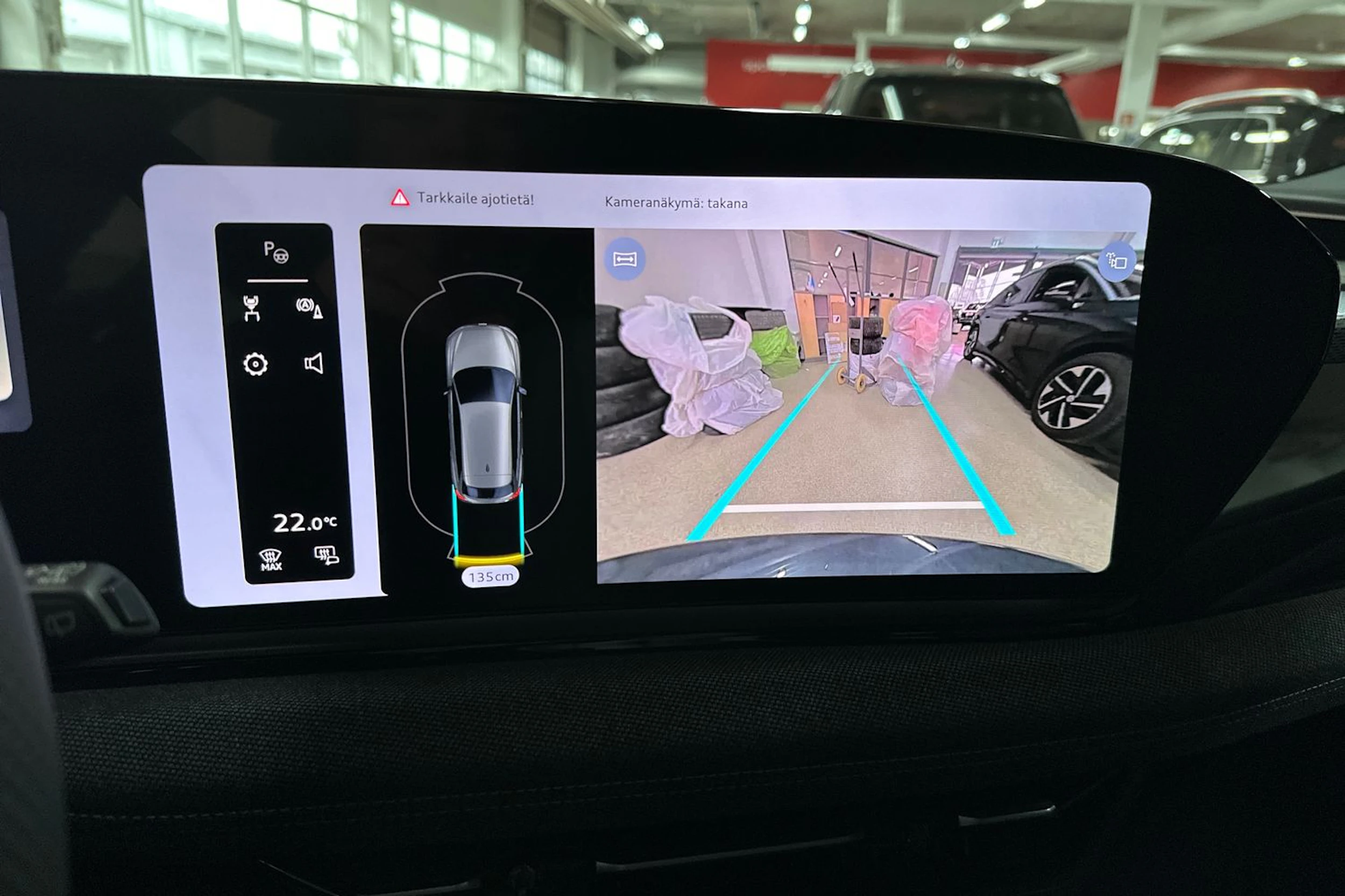 met. sininen Audi A6 e-tron 2026 kuva 31.