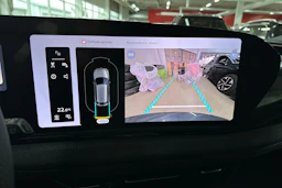 met. sininen Audi A6 e-tron 2026 kuva 31.