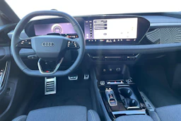 musta Audi A6 e-tron 2026 kuva 7.
