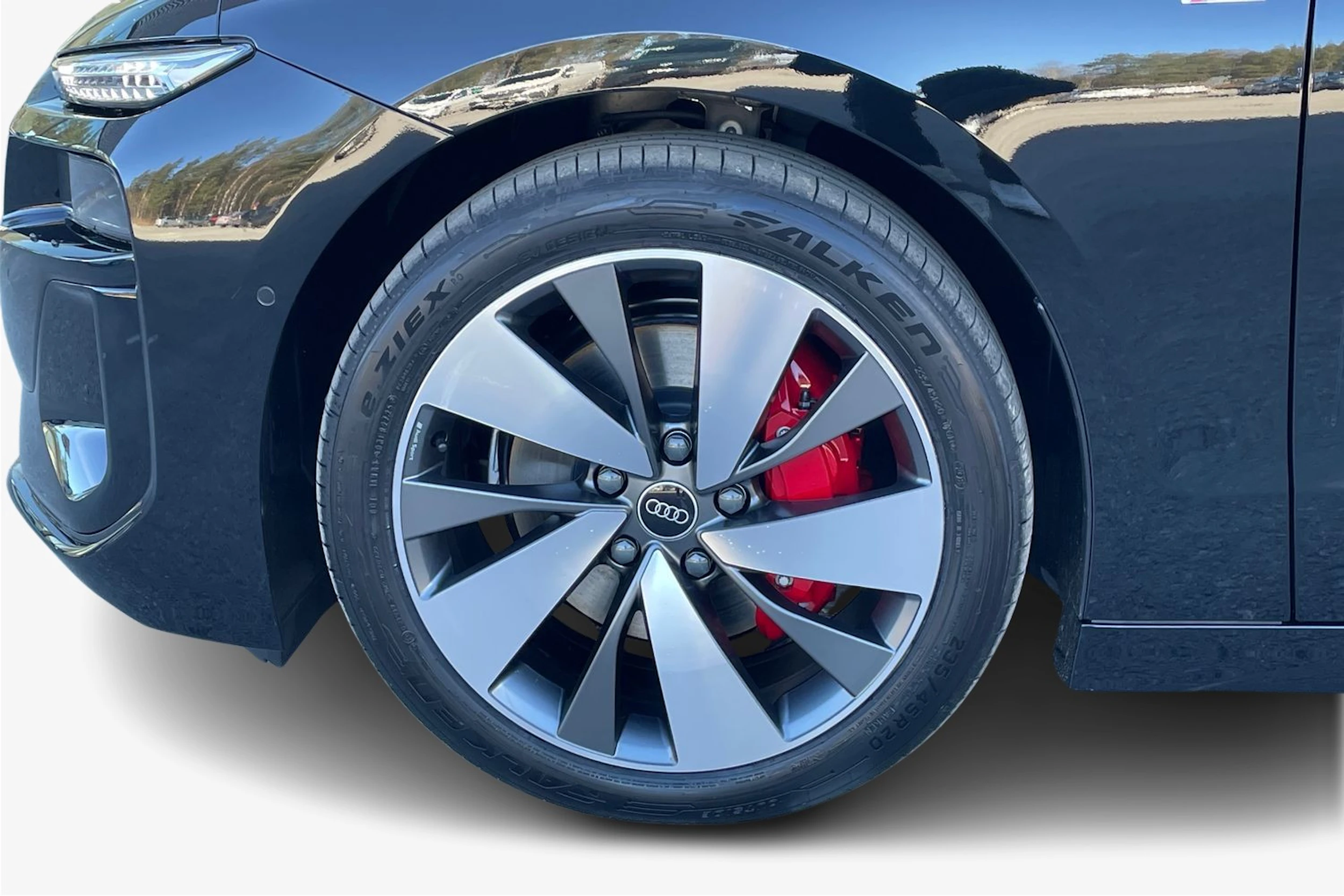 musta Audi A6 e-tron 2026 kuva 9.