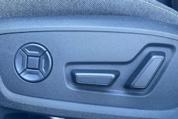 musta Audi A6 e-tron 2026 kuva 11.