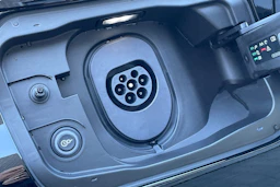 musta Audi A6 e-tron 2026 kuva 20.