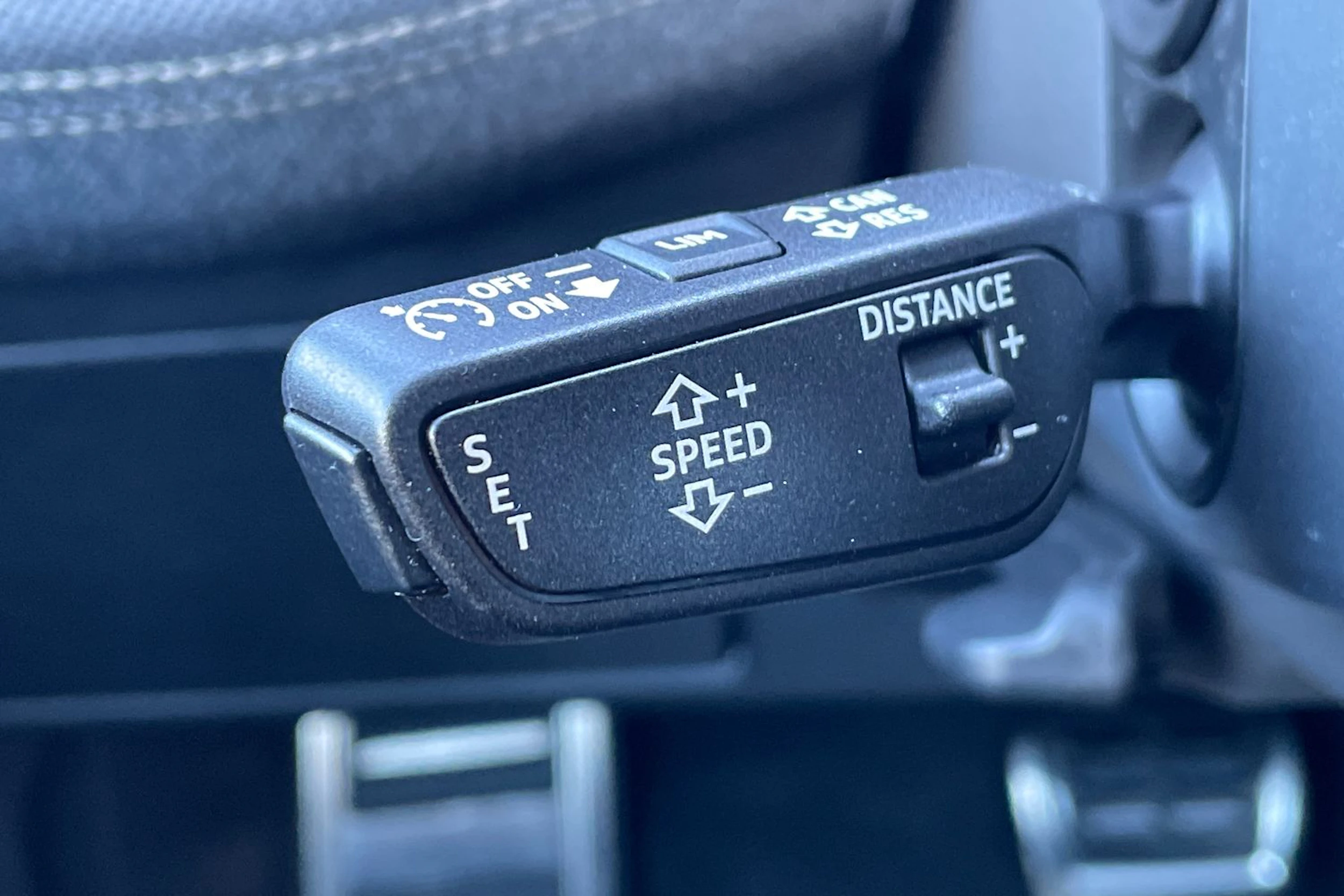 musta Audi A6 e-tron 2026 kuva 21.