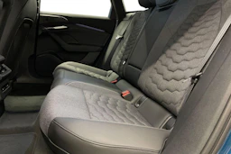 met. sininen Audi A6 e-tron 2026 kuva 8.