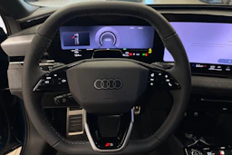 met. sininen Audi A6 e-tron 2026 kuva 13.