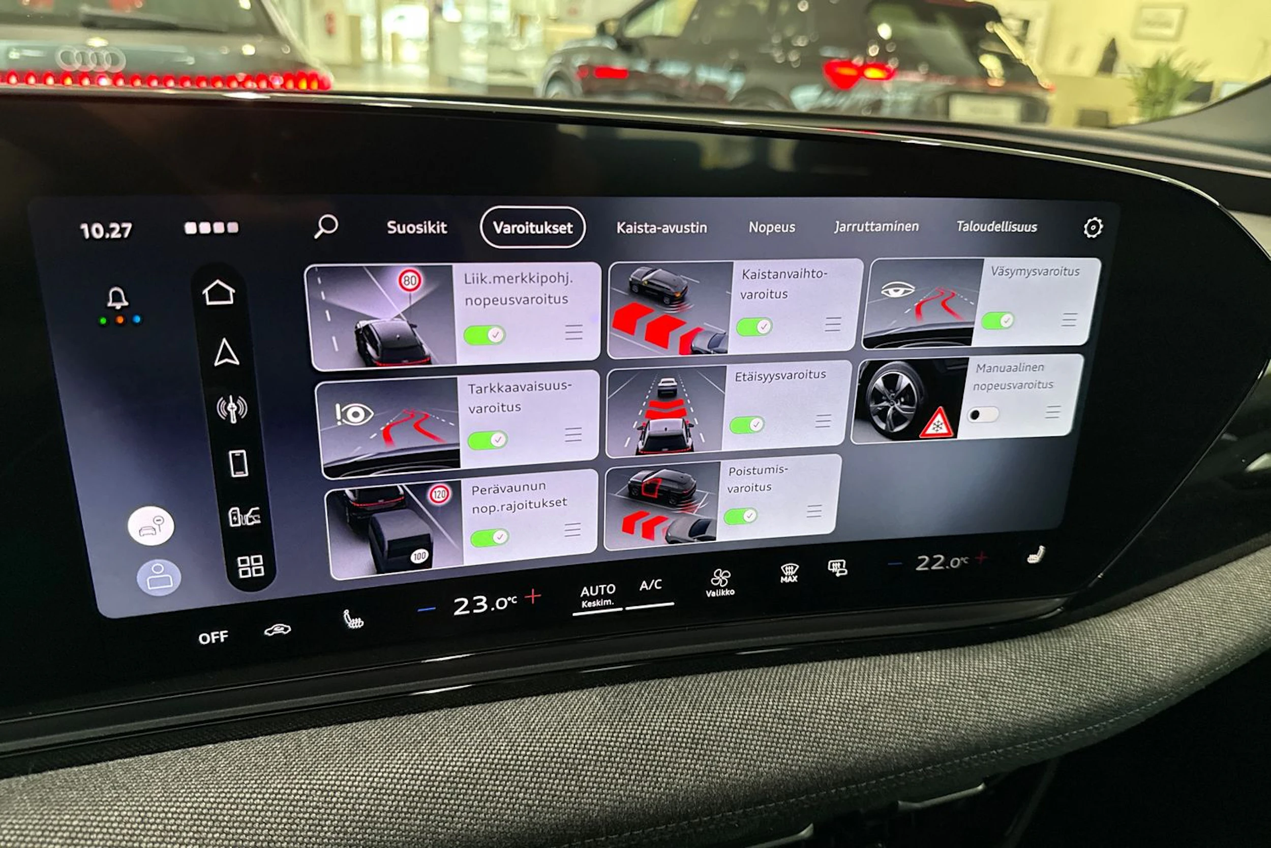 met. musta Audi A6 e-tron 2026 kuva 25.