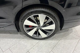 musta Audi A6 e-tron 2026 kuva 10.