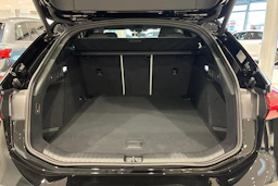 musta Audi A6 e-tron 2026 kuva 12.