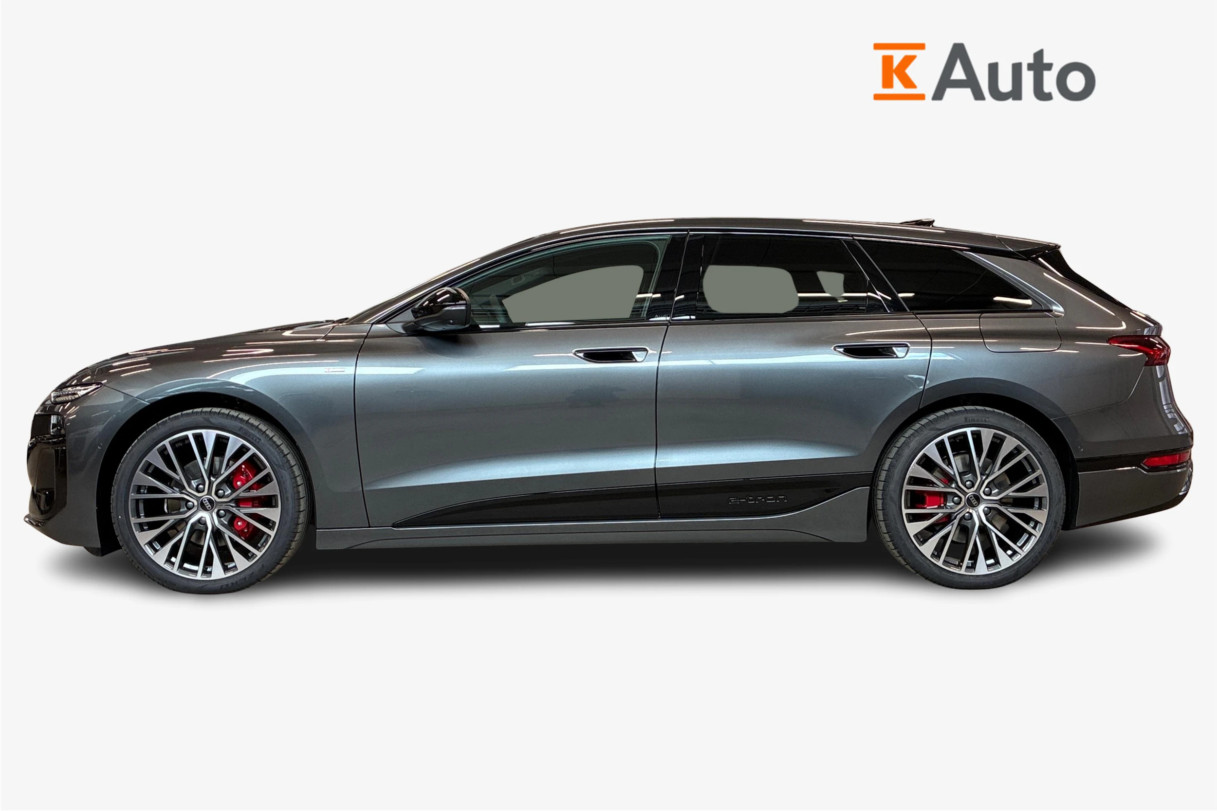 harmaa Audi A6 e-tron 2026 kuva 5.