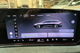 harmaa Audi A6 e-tron 2026 kuva 13.