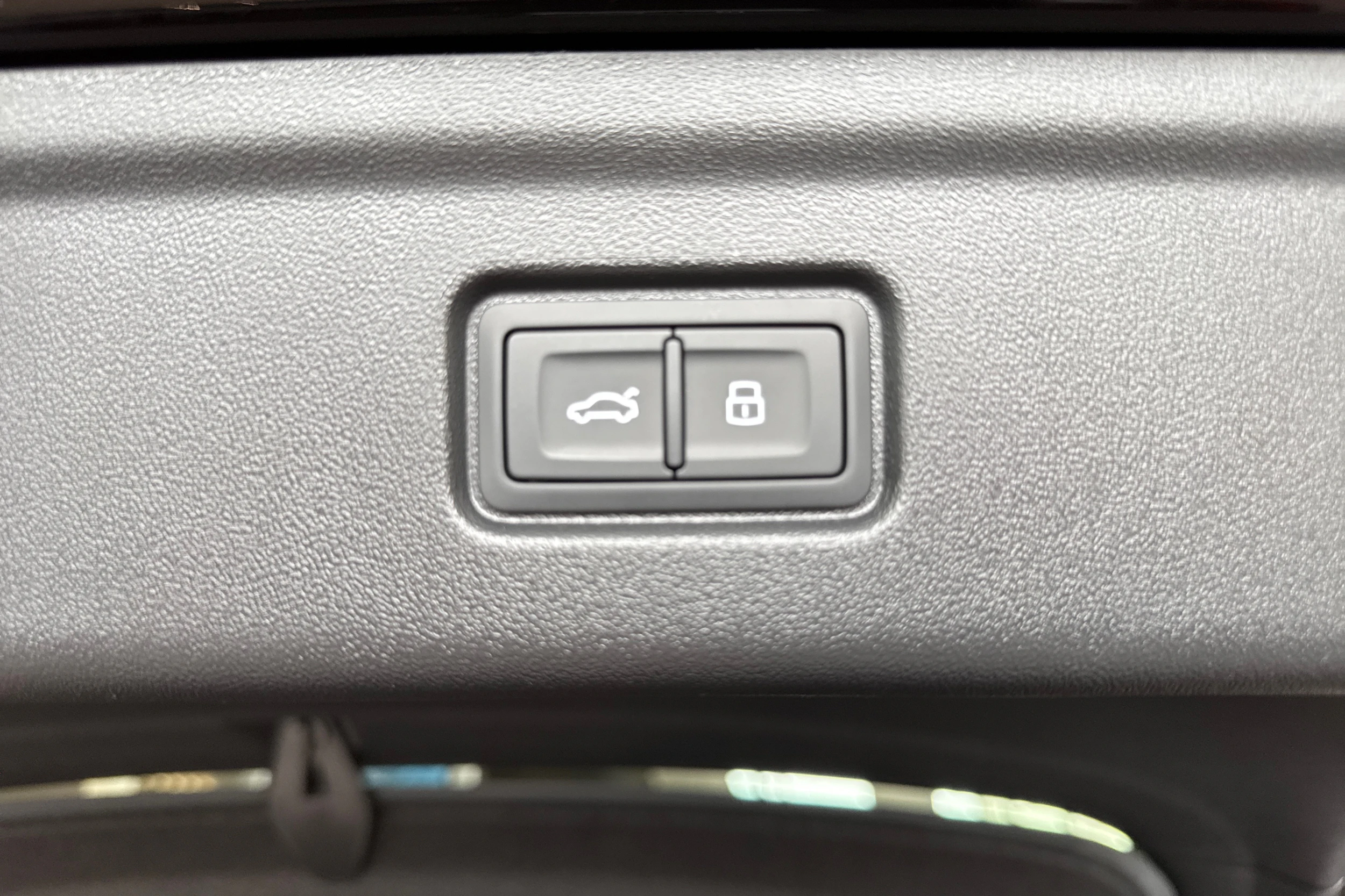 musta Audi A6 e-tron 2026 kuva 12.