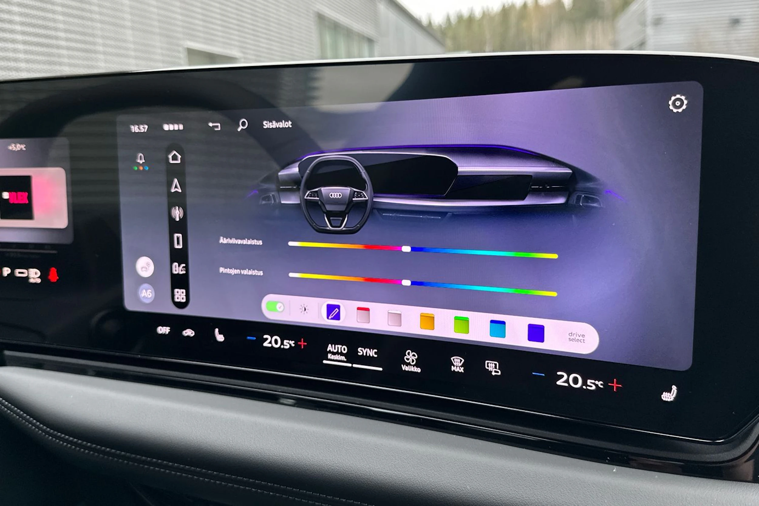 met. ruskea (beige) Audi A6 e-tron 2026 kuva 20.