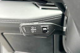 met. ruskea (beige) Audi A6 e-tron 2026 kuva 24.