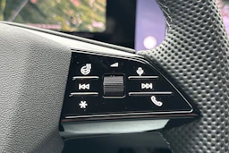 met. ruskea (beige) Audi A6 e-tron 2026 kuva 28.