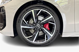 met. ruskea (beige) Audi A6 e-tron 2026 kuva 9.