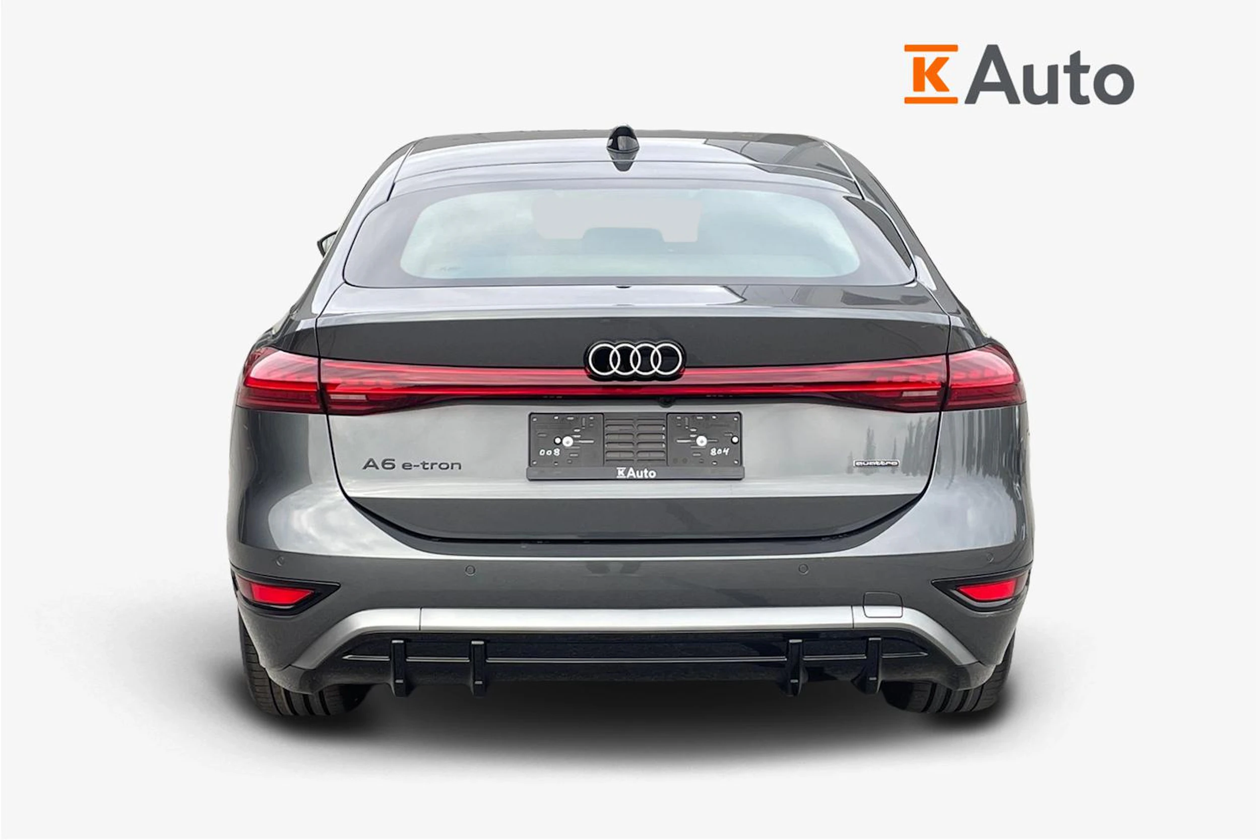 harmaa Audi A6 e-tron 2026 kuva 3.