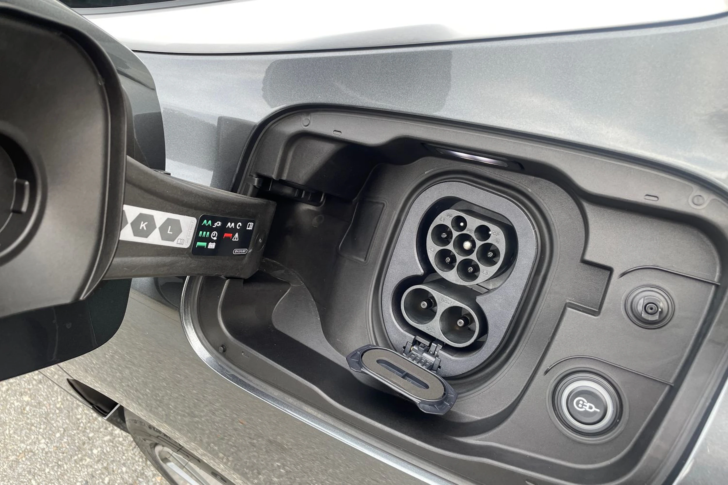 harmaa Audi A6 e-tron 2026 kuva 17.